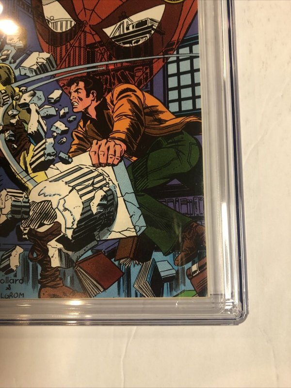Peter Parker Spectacular Spider-Man (1979) # 28 (CGC 9.2 WP) | Frank Miller