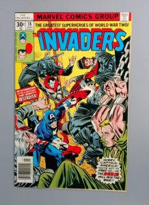 The Invaders #18, NM- 1st Destroyer Marvel Comics 1977 JR1