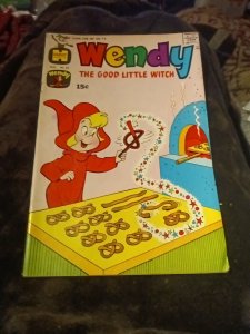 Wendy The Good Little Witch # 68 Harvey Comics Bronze Age 1971 Cartoon