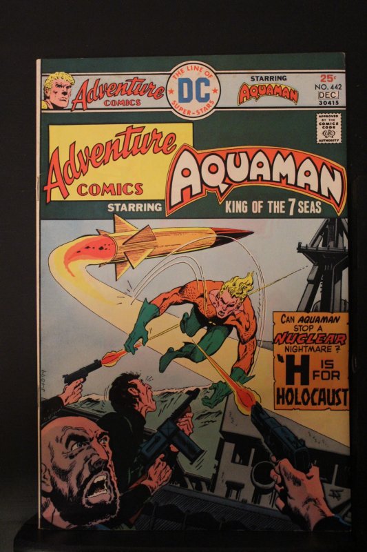 Adventure Comics #442 (1975) High-Grade VF/NM 2nd Aquaman series Wow!
