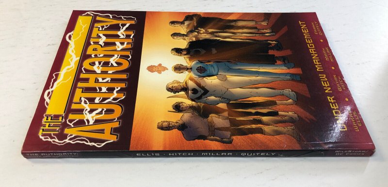Authority Book 2 Under New Management TPB Softcover(2000) Warren Ellis | Hitch