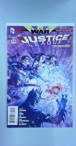 Justice League #23 (2013) VF/NM