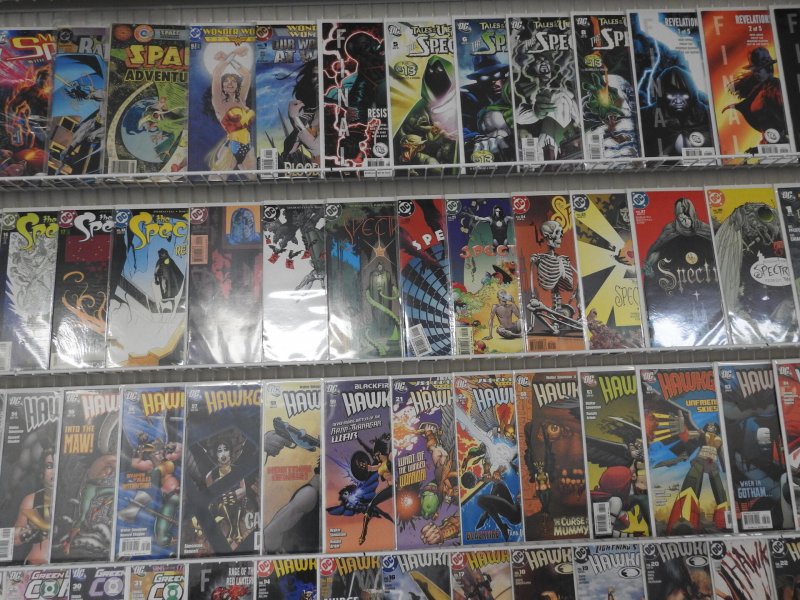 Huge Lot of 140+ Comics W/ Green Lantern, Hawkman, Spectre Avg VF Condition!