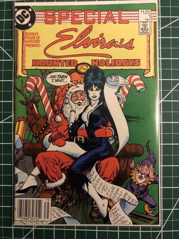 Elvira's House of Mystery Presents: Elvira's Haunted Holidays Newss...