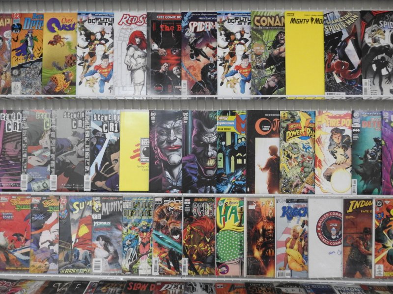 Huge Lot 180+ Comics W/Venom, X-Men, Scooby Doo+ Avg VF+ Condition!