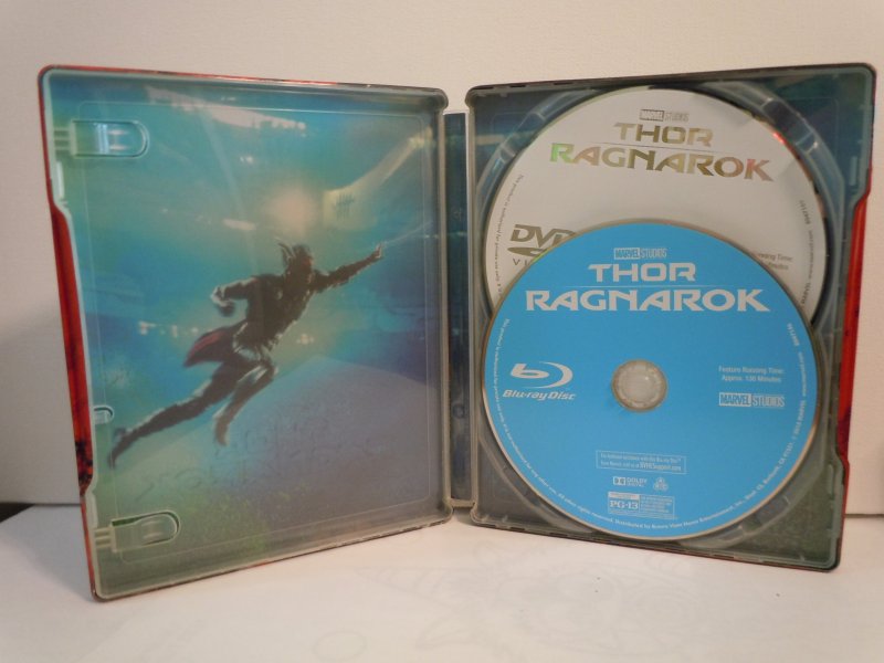 THOR: Ragnarok (Blu-ray) STEELBOOK