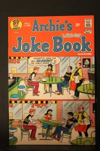 Archie's Joke Book Magazine #186 High-Grade NM- Pop's Malt Shop Cov...