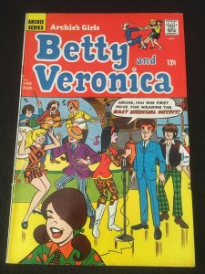 ARCHIE'S GIRLS, BETTY AND VERONICA #140 VG- Condition