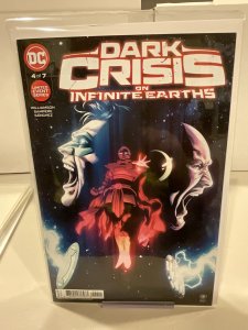 Dark Crisis on Infinite Earths #4  (2022)