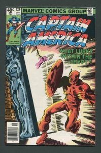 Captain America #239  /  8.0 VFN  /   John Byrne Cover / November 1979