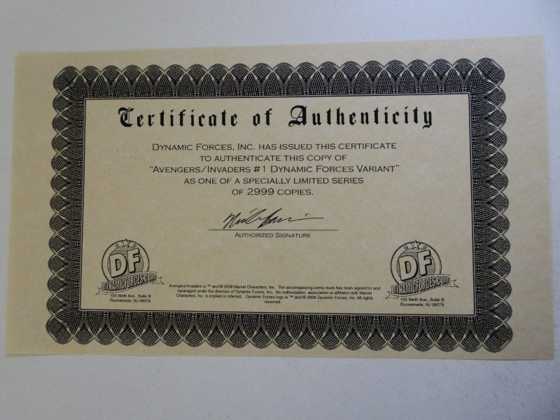 Avengers/Invaders #1 Dynamic Forces Cover (2008) W/ CoA VF Cond