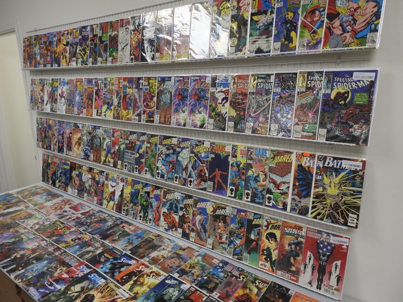 Huge Lot 150+ Comics W/ Thor, Batman, Spiderman, +More AVG VF-