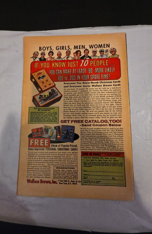 Strange Tales #137 (1965) the prize is earth/Dr strange light roll/foxxing