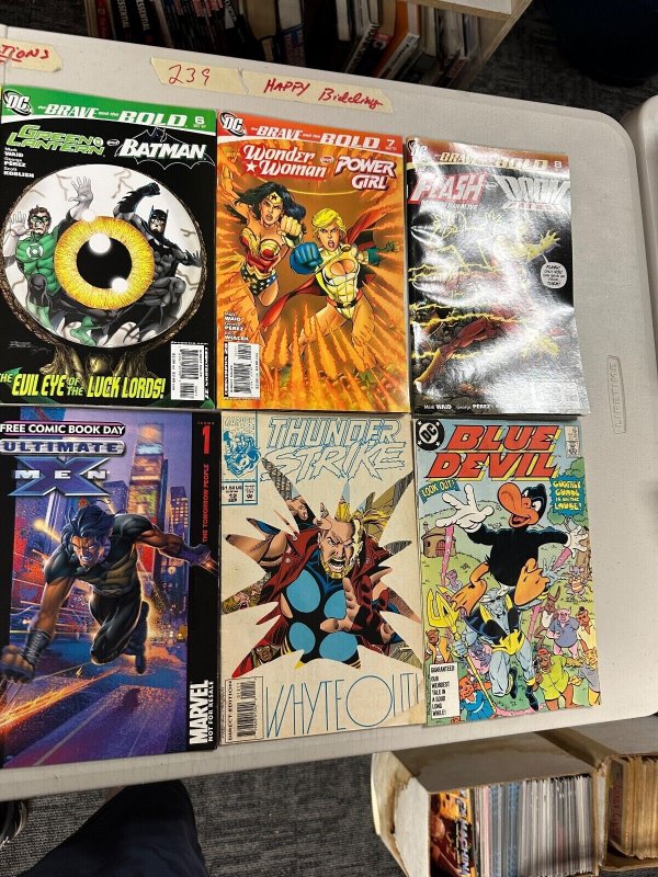 Lot of 10 Comic Lot (see pictures) 239-18