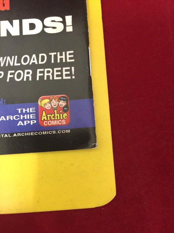 Sonic Universe #52 VFNM Archie Comics 2009