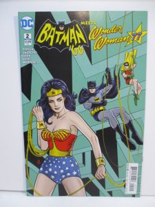 Batman '66 Meets Wonder Woman '77 #2 (2017)