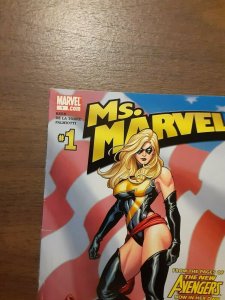 Ms. Marvel #1  (W) by BRIAN REED,(A) ROBERTO DE LA TORRE Cover by FRANK CHO