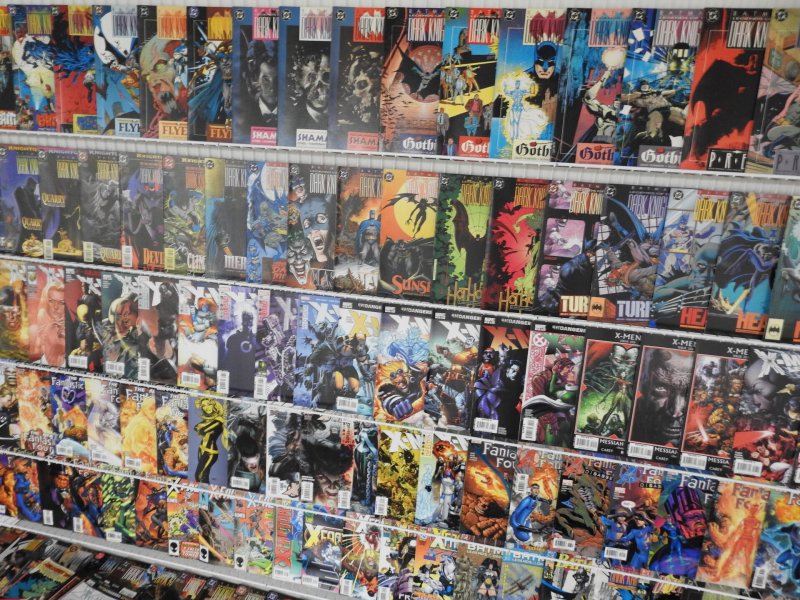 Huge Lot 210+ Comics W/ Batman, X-Men, Fantastic Four+ Avg VF+ Condition!!