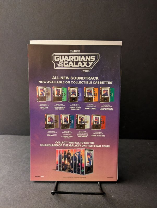 Venom #25 Bryan Hitch Cover (2023)