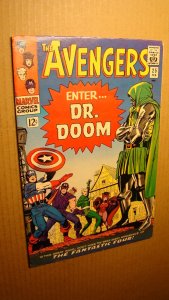 AVENGERS 25 *HIGH GRADE* VS DR. DOOM FANTASTIC FOUR SCARLET WITCH JS65 