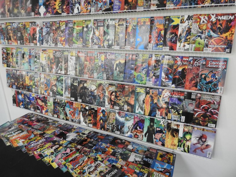 Huge Lot 190+ Comics W/ Wolverine, Avengers, X-Men, +More! Avg FN Condition!