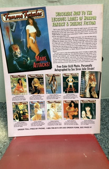 Femme Fatales volume 4 #5 January 1996