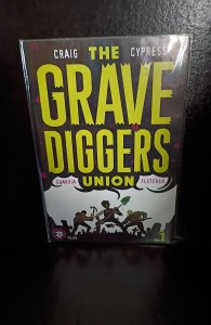 The Gravediggers Union #1, #2 & #3 (2017)