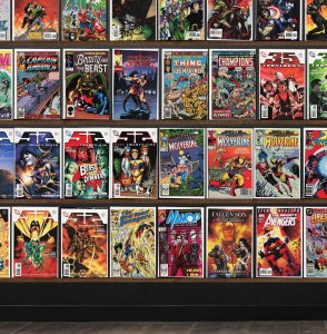 Huge Lot 150+ Comics with 52, Countdown, The Avengers & More!