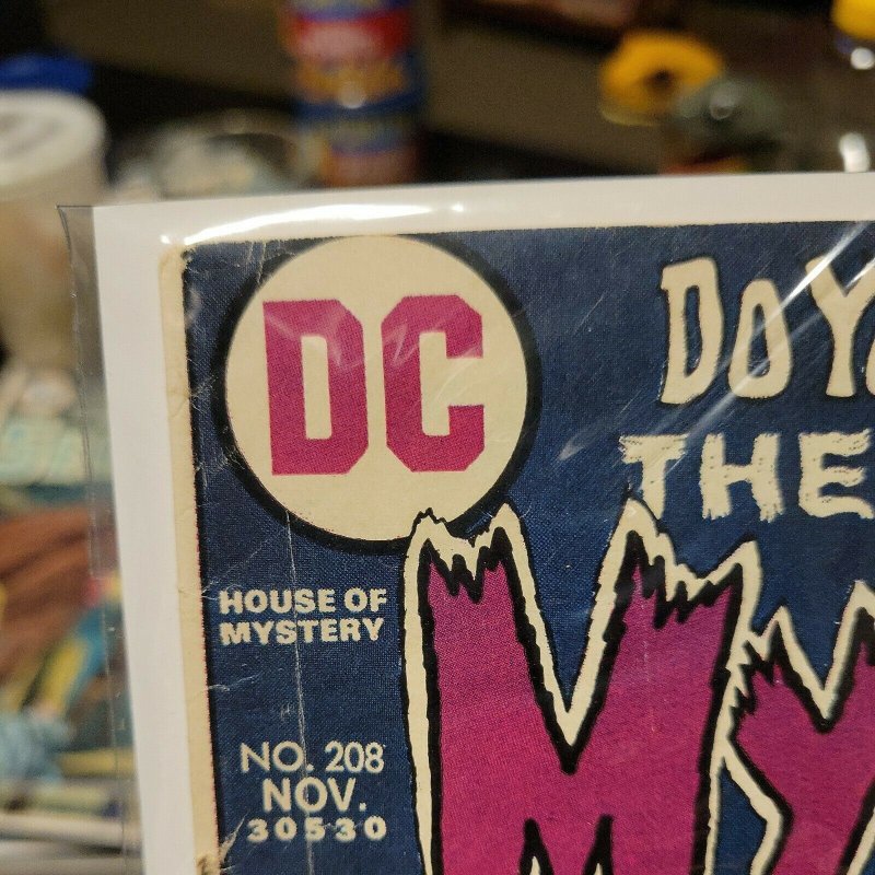 House of Mystery 208 Classic Cemetery Cover  