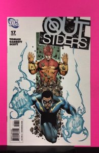 The Outsiders #17 (2009)