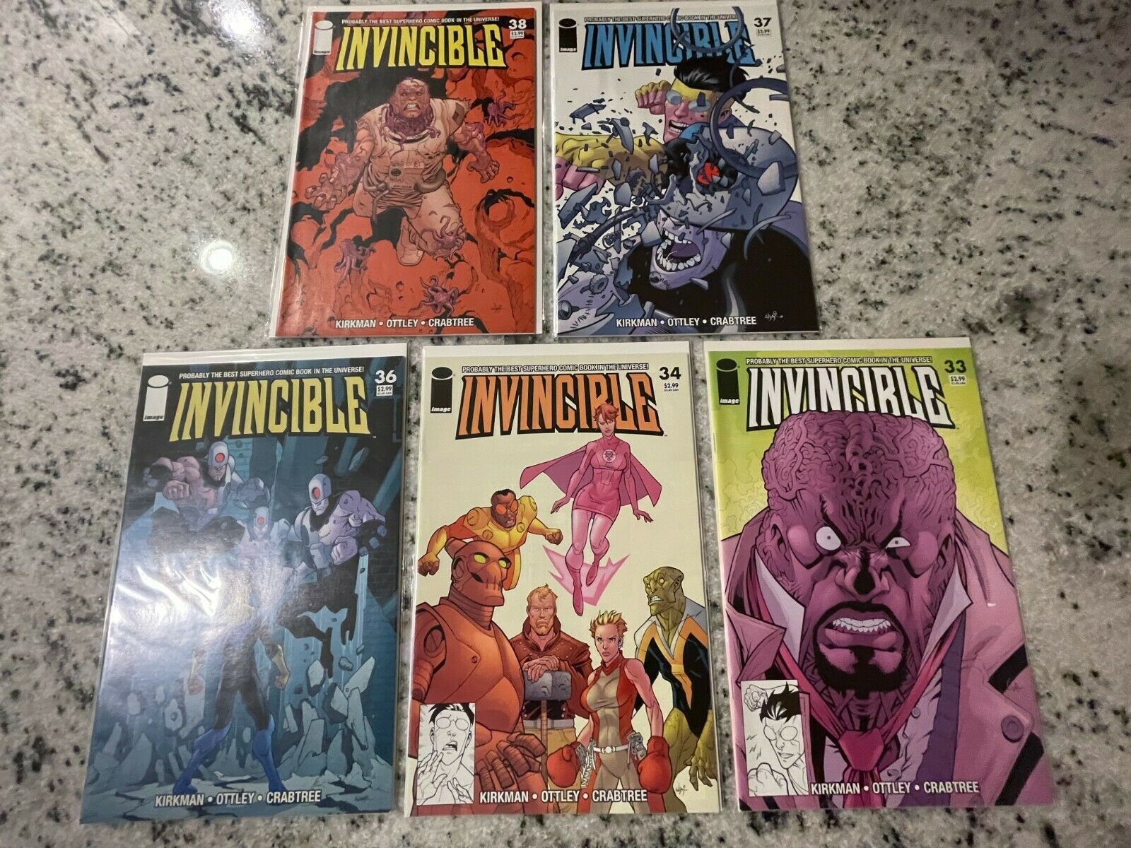  Invincible #34: Robert Kirkman: Books