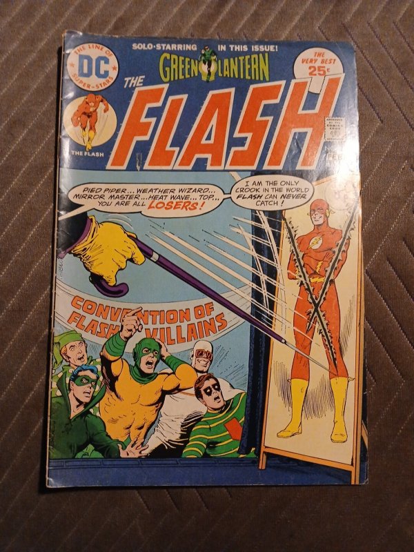 The Flash #231 DC Comics 1975 Bronze Age Convention Of Super Villains Comic Book