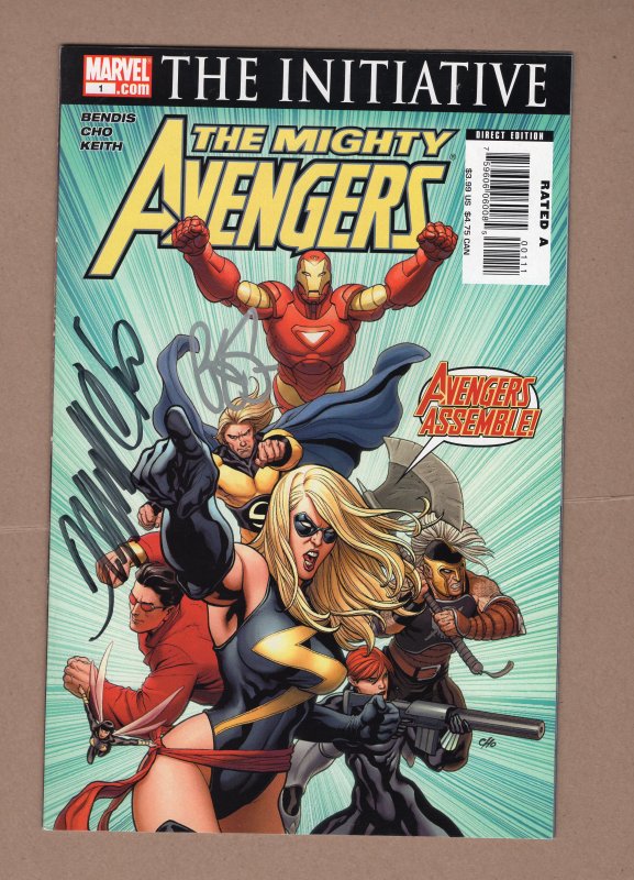 The Mighty Avengers #1 (2007) signed by Cho