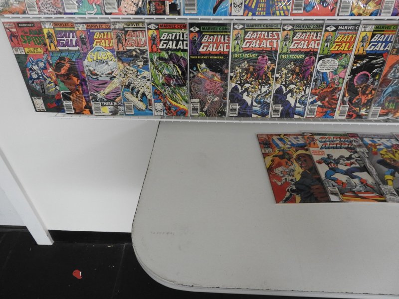 Huge Lot 120+ Comics W/ Marvel Team-Up, X-Men, Captain America, +More! Avg FN+ !