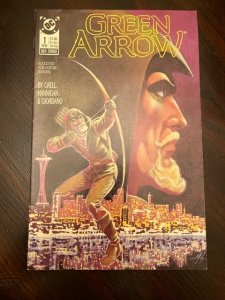 Green Arrow #1 (1988) - NM