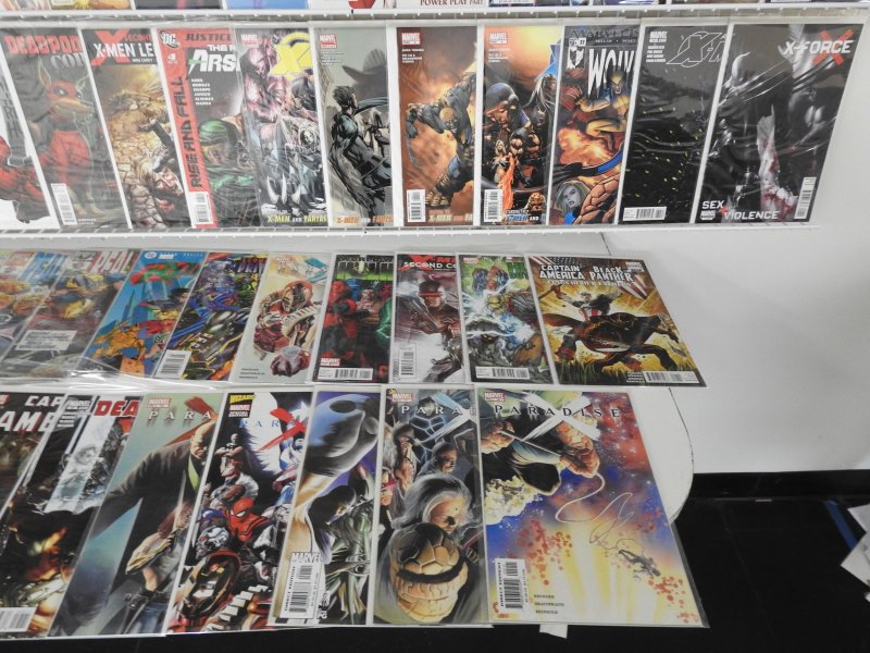 Huge Lot 150+ Comics W/Wolverine, Venom, Super Skrull+ Avg VF Condition!!