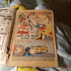 Archie Giant Series Magazine #189 mlj Comics World of Jughead 1971 bronze age