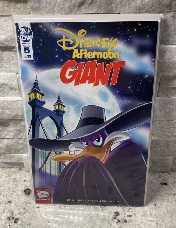 Disney Afternoon Giant #5 Comic Book HTF Dark Wing Duck Cover NM+