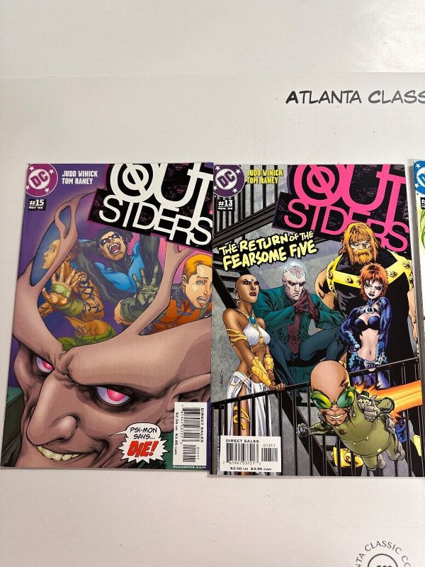 4 Outsiders DC Comic Books # 11 12 13 15 Batman Superman Flash  21 CT3