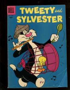 TWEETY AND SYLVESTER #18 (4.0) :FISH fOOLERY               