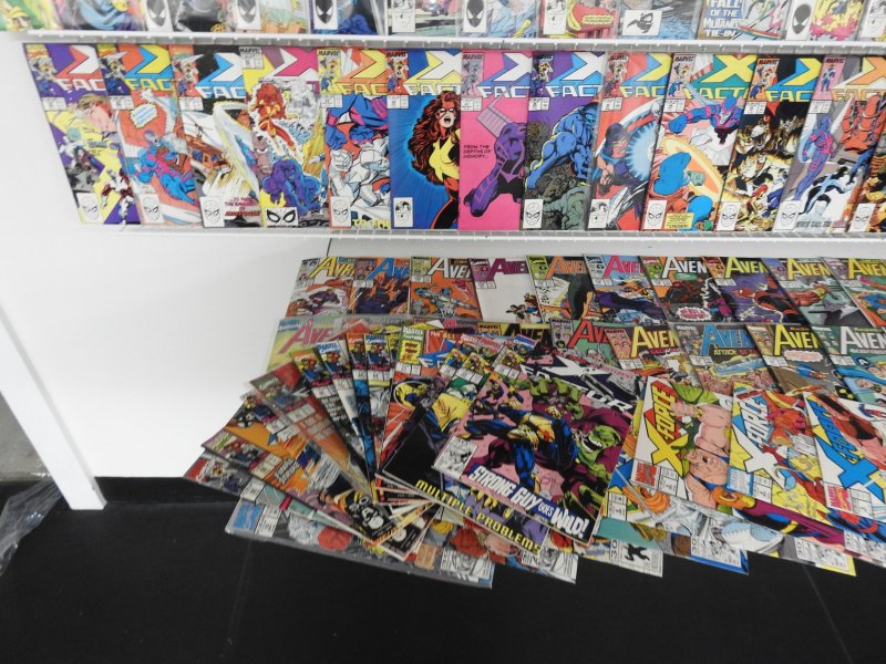 Huge Lot 190+ Comics W/ X-Men, Avengers, X-Factor, +More! Avg FN/VF Condition!