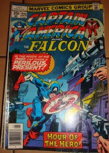 Captain America #221 Gil Kane Tony DeZuniga Sal Buscema