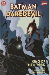 Batman/Daredevil: King of New York (2000)  Catwoman !