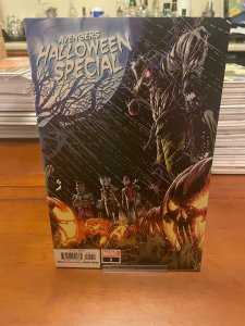 Avengers Halloween Special (2018) NM