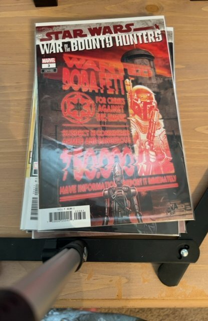 Lot of 16 Comics (See Description) Star Wars, Stranger Things Six