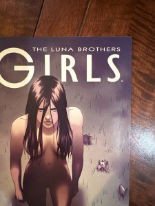 Girls #6 (2005)