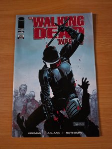 Walking Dead Weekly #28 ~ VERY FINE VF ~ 2011 Image Comics