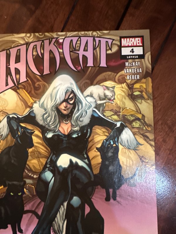 Black Cat #4 (2021)