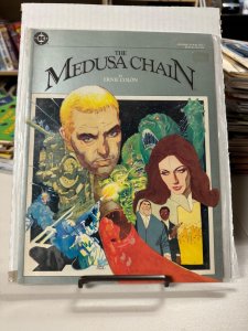 THE MEDUSA CHAIN DC Graphic Novel #3