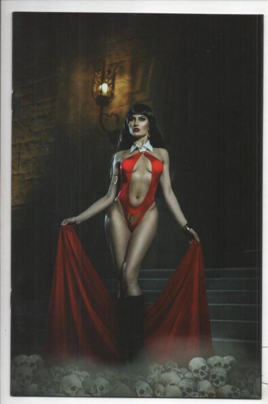 VAMPIRELLA #2 H, NM Cosplay Virgin Variant, 2019, more Vampire items in store